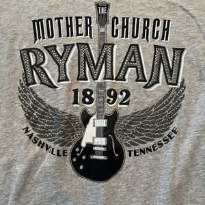 Ryman Auditorium women’s T-shirt NWT Plus Size